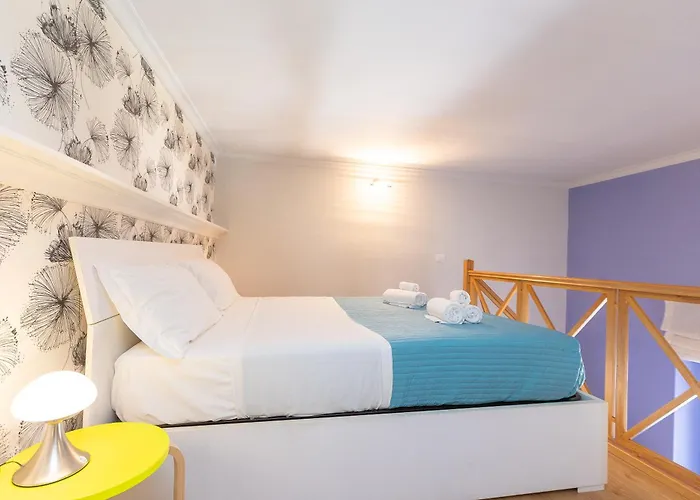 Colosseum Bright Two Bedroom Apartment Rom