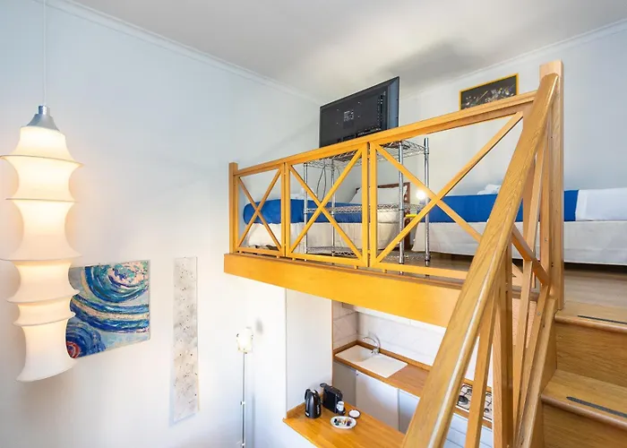 Colosseum Bright Two Bedroom Rom