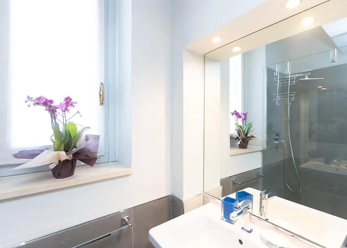 Colosseum Bright Two Bedroom * Rom