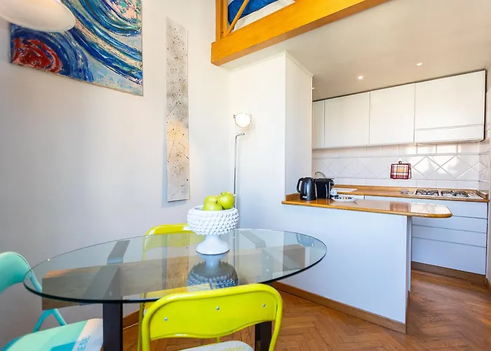 Colosseum Bright Two Bedroom * Rom