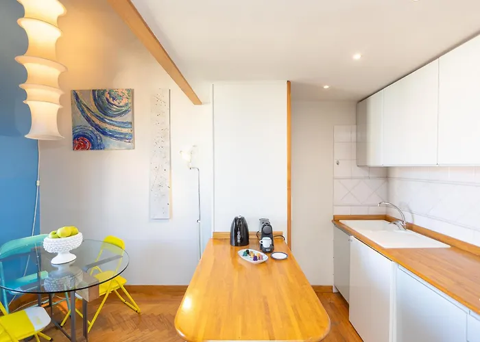 Apartment Colosseum Bright Two Bedroom *